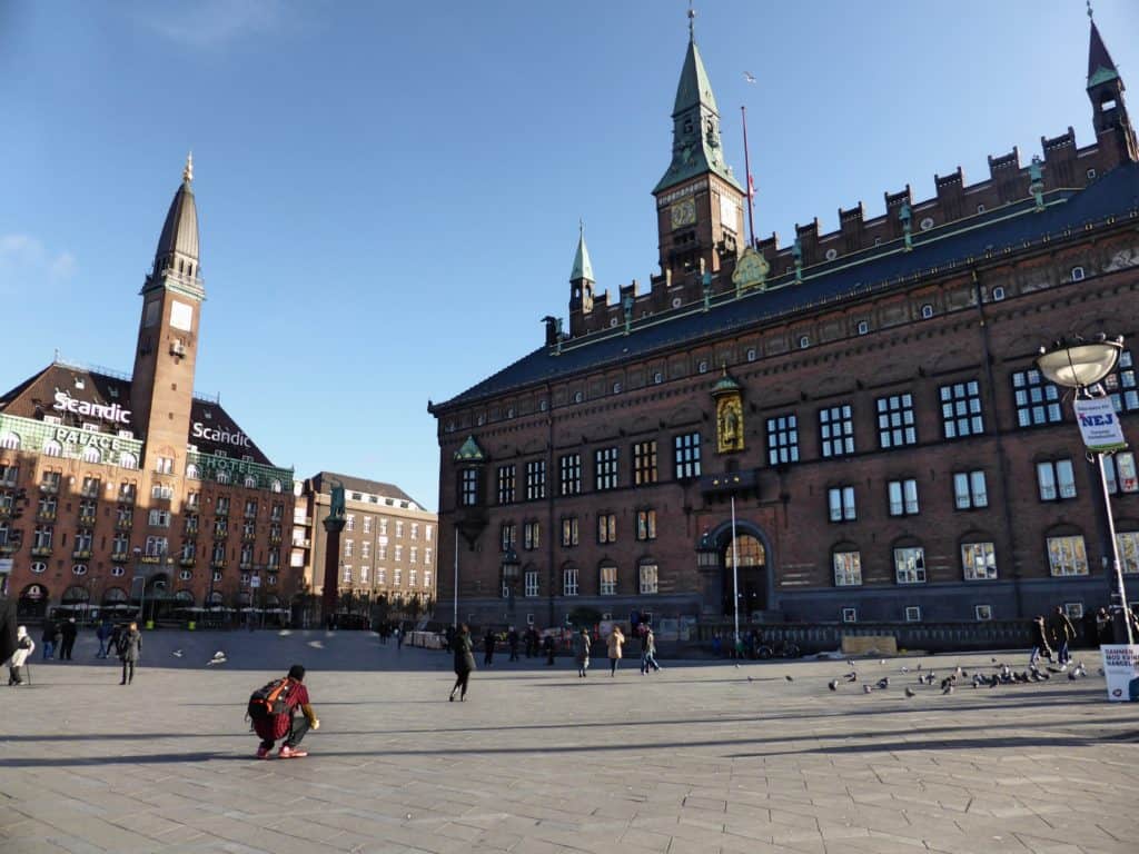 alt="Una passeggiata a Copenhagen, in visita alla Sirenetta"