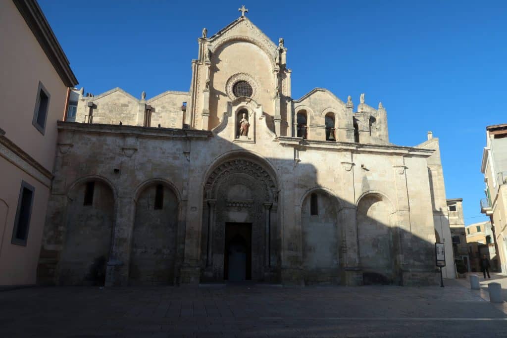 alt="Visitare Matera, destinazione Best In Travel 2018 di Lonely Planet"