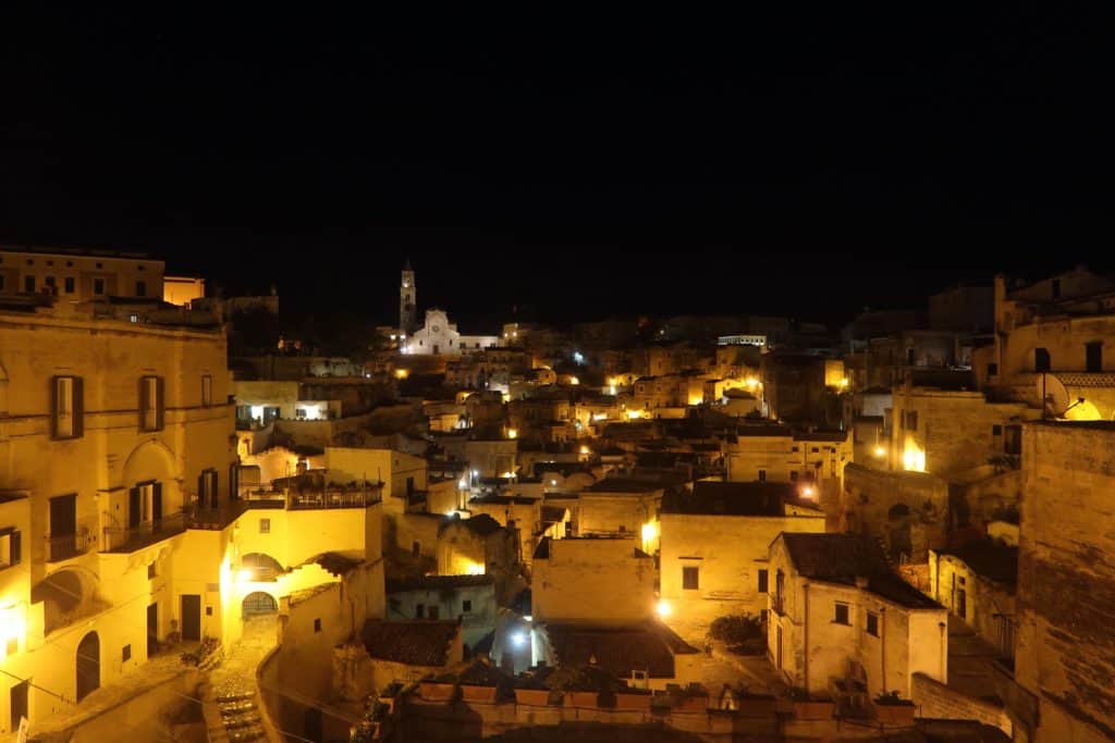 alt="Visitare Matera, destinazione Best In Travel 2018 di Lonely Planet"