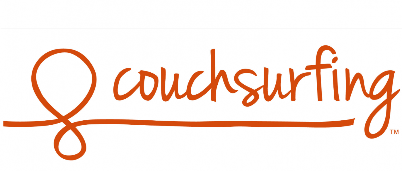 alt="Viaggiare con il couchsurfing, immersi nella cultura locale"