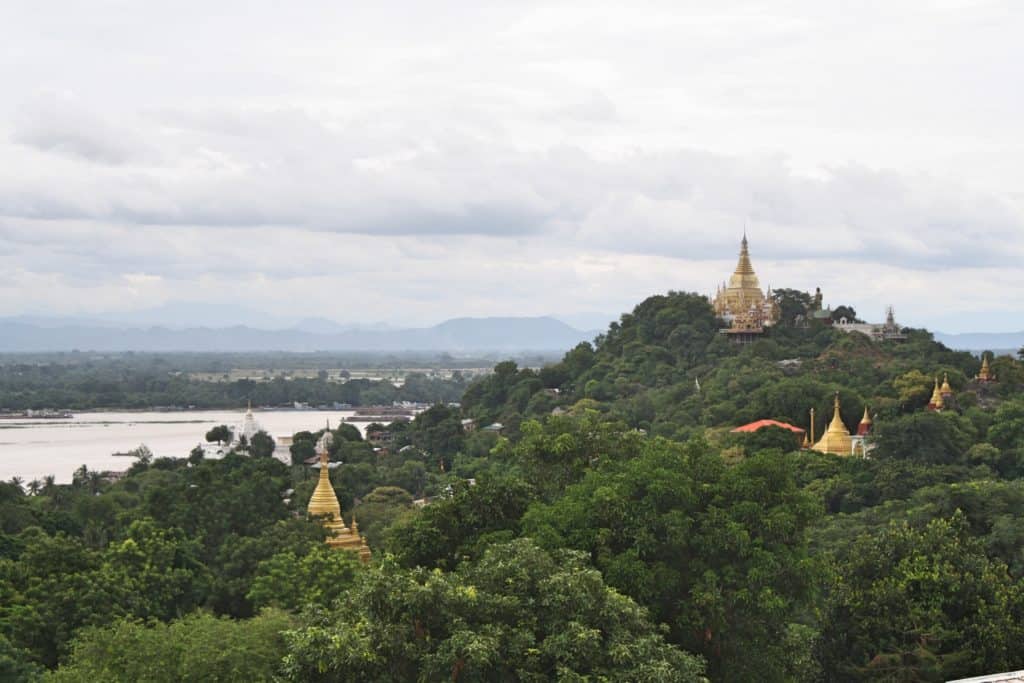 alt="Scorazzando per i dintorni di Mandalay"