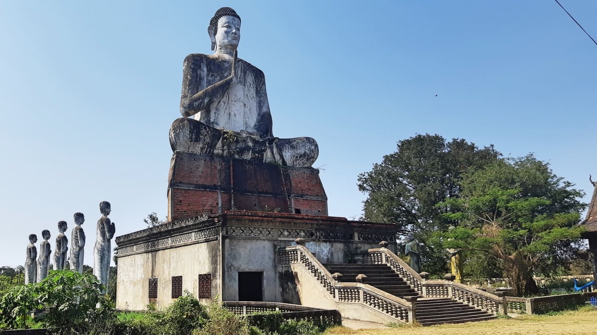 Il Grande Buddha da vedere nei dintorni di Battambang