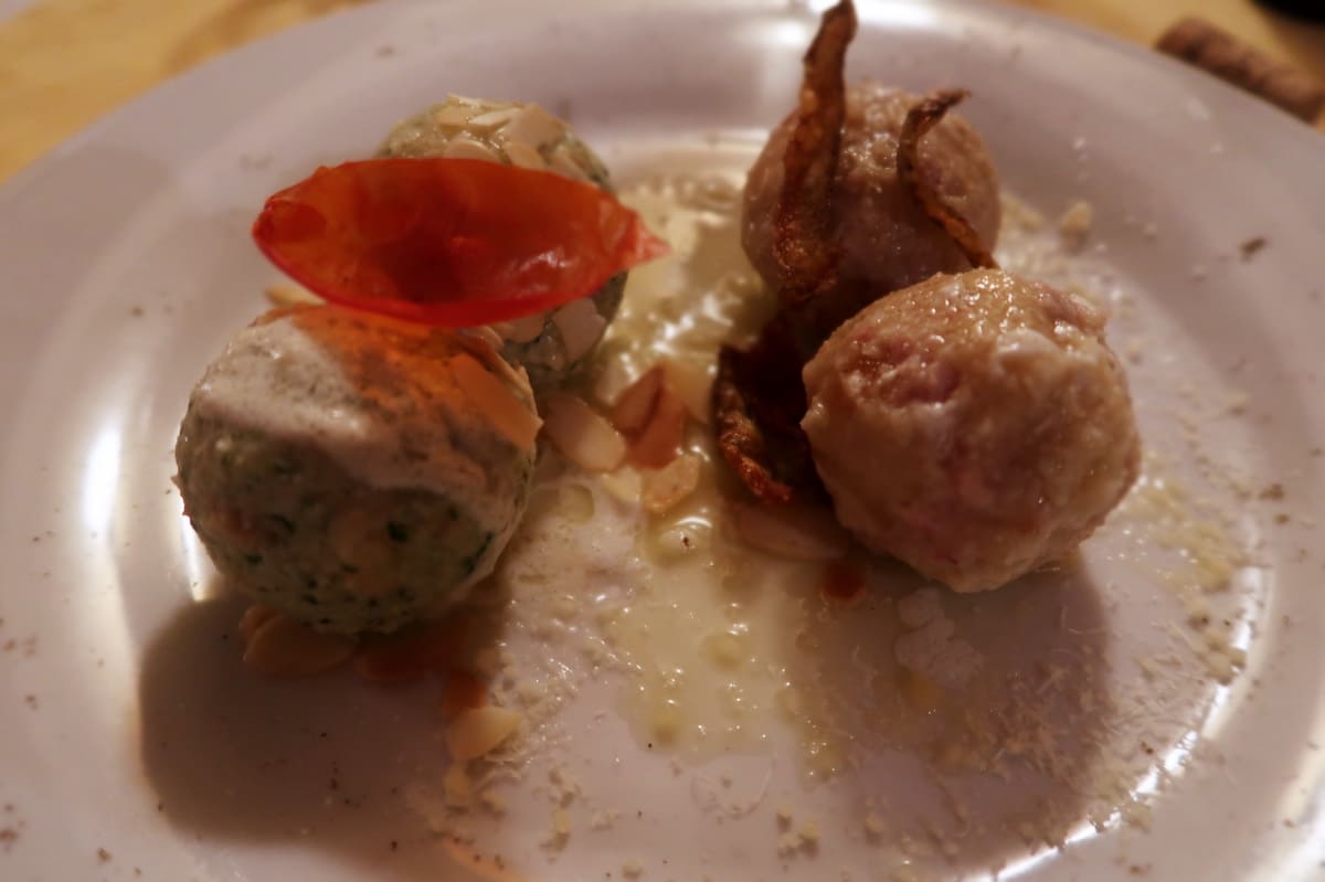 piatto di canederli