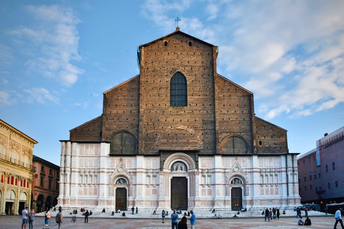 Da vedere a Bologna la Basilica di San Petronio